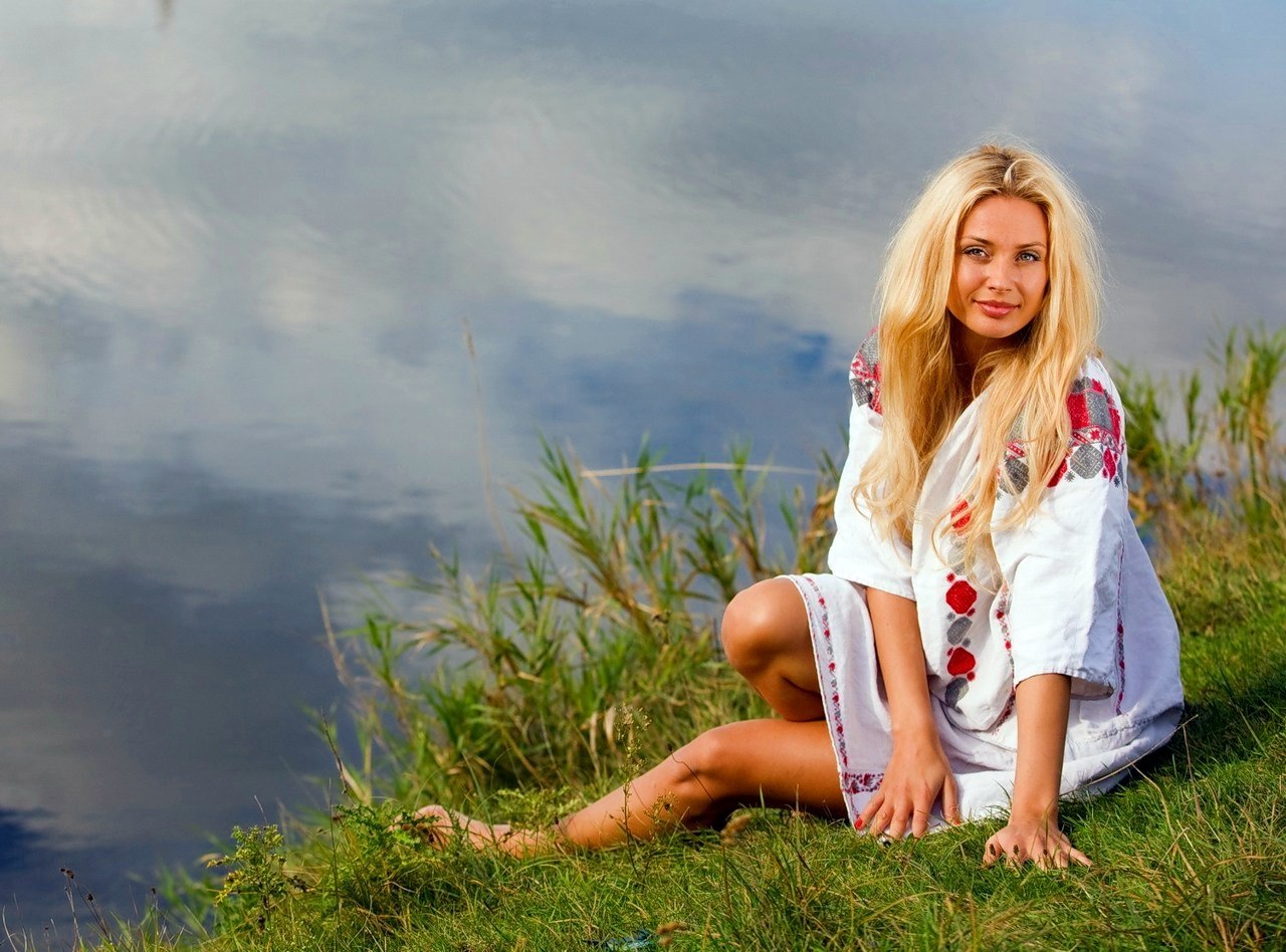 Sexy girl Slavic girls in Ludhiana