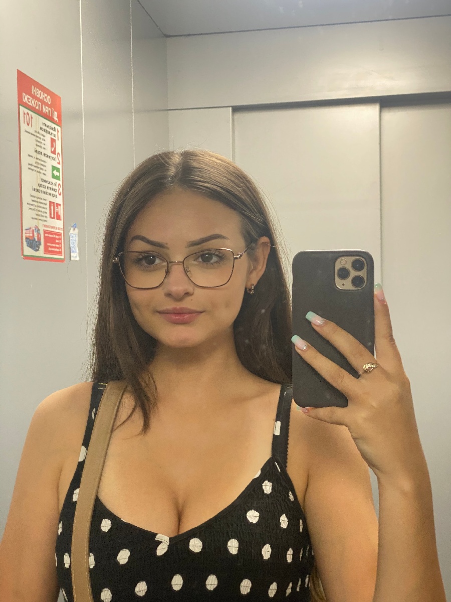 Sexy model Stacy in Ludhiana